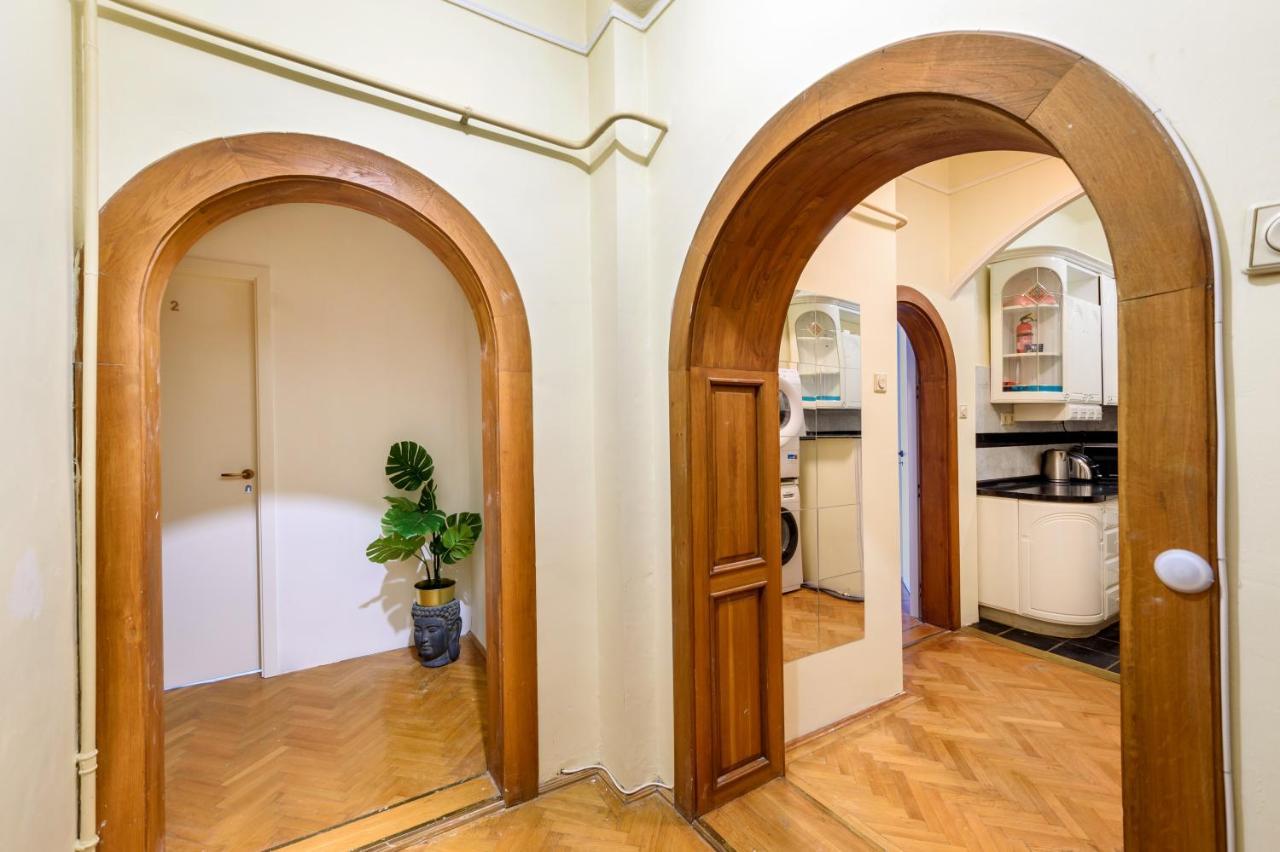 Stylish Homes Downtown Buda Будапеща Екстериор снимка