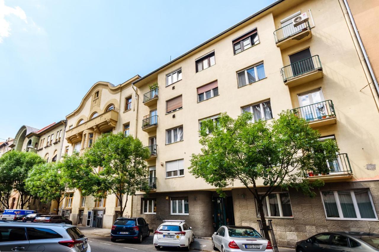 Stylish Homes Downtown Buda Будапеща Екстериор снимка
