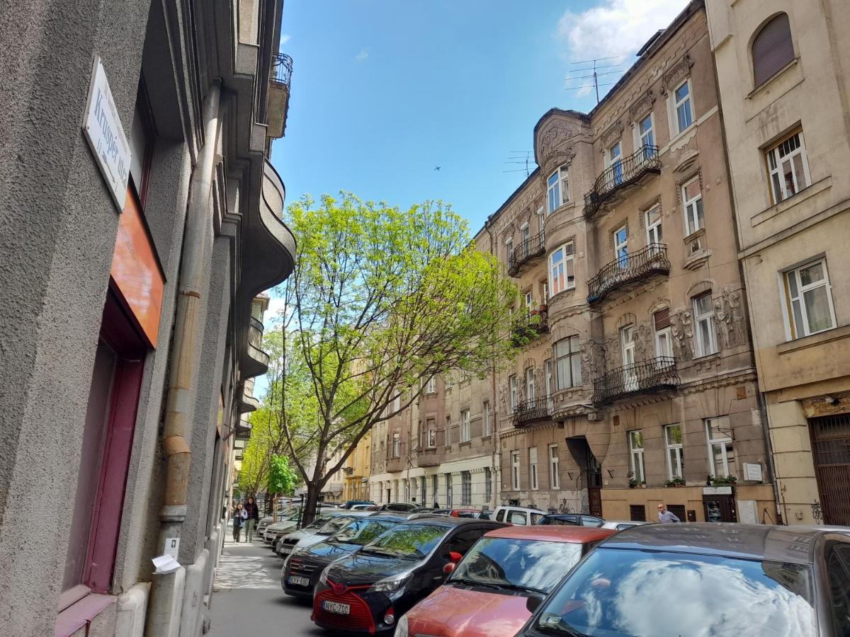 Stylish Homes Downtown Buda Будапеща Екстериор снимка